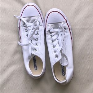 CONVERSE SIZE 7.5